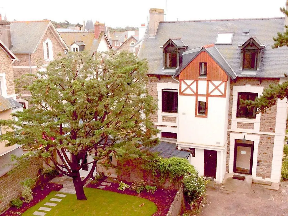 Hotel Les Charmettes à Saint-Malo