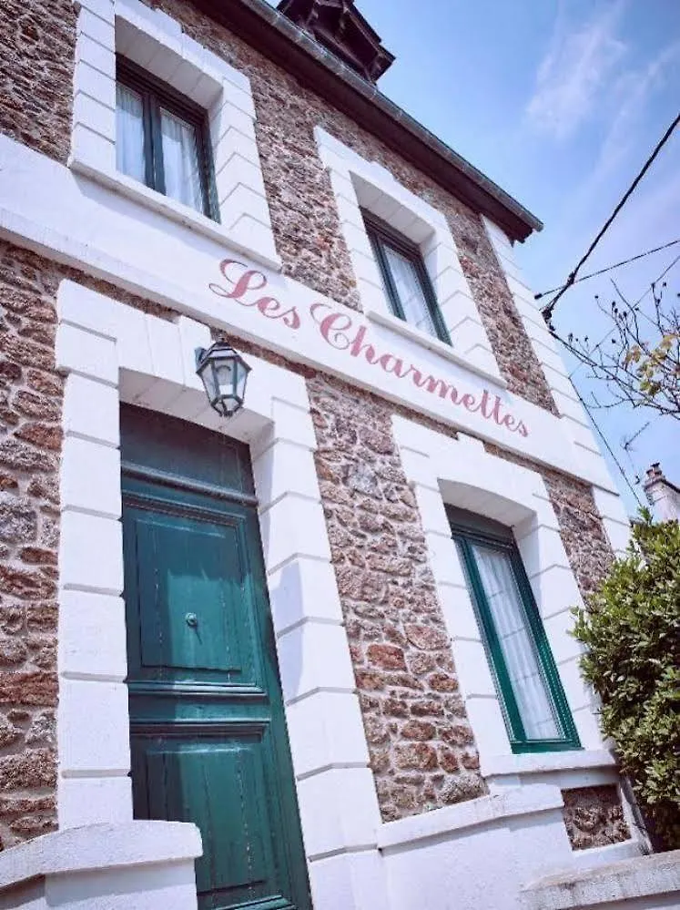 Hotel Les Charmettes Saint-Malo 3*,