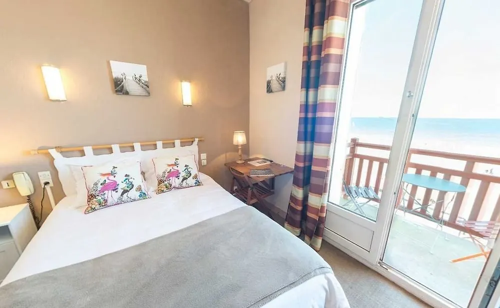 Les Charmettes Hotel Saint-Malo France